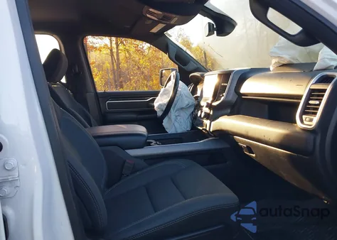 2021 Ram 1500 Big Horn 4X4 5'7 Box from USA, damaged, VIN 1C6SRFFT6MN774465